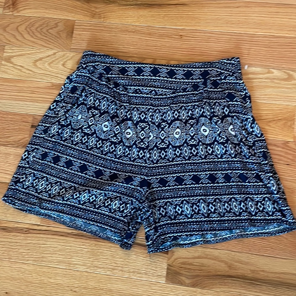 One5One Medium Navy and White Shorts